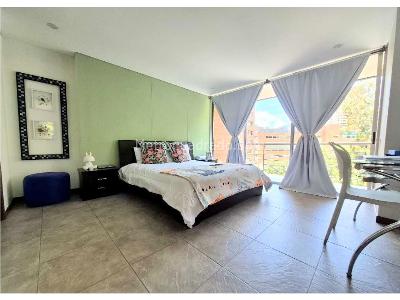 Apartamento en venta en El Poblado El Tesoro, Medellín · foto 16 de 18