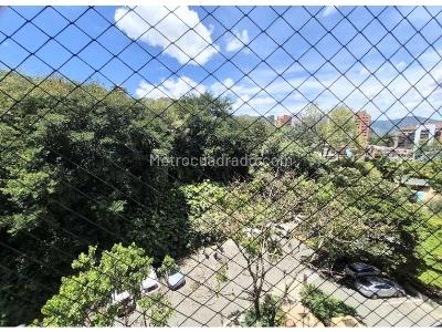 Apartamento en venta en El Poblado El Tesoro, Medellín · foto 18 de 18