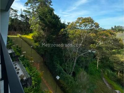 Apartamento de 2 alcobas en venta en Rionegro Sajonia, Rionegro, 128 m² · foto 3 de 19