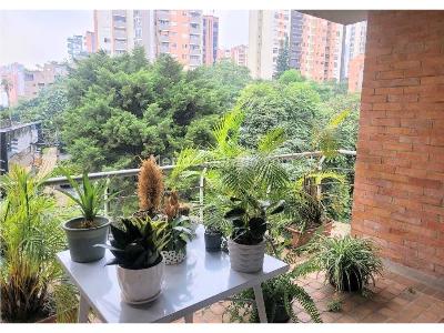 Apartaestudio en venta en Lalinde, Medellín, 76 m² · foto 12 de 12