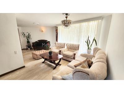 Apartamento de 3 alcobas en venta en Poblado El Diamante 2, Medellín, 100 m² · foto 3 de 20