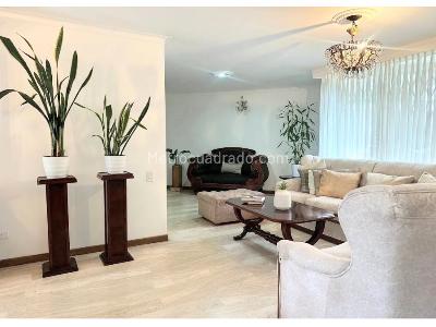 Apartamento de 3 alcobas en venta en Poblado El Diamante 2, Medellín, 100 m² · foto 6 de 20