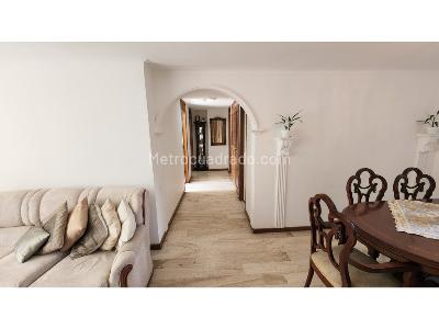 Apartamento de 3 alcobas en venta en Poblado El Diamante 2, Medellín, 100 m² · foto 9 de 20