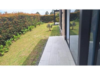 Casa de 3 alcobas en venta en Acuarela, Envigado, 280 m² · foto 3 de 15