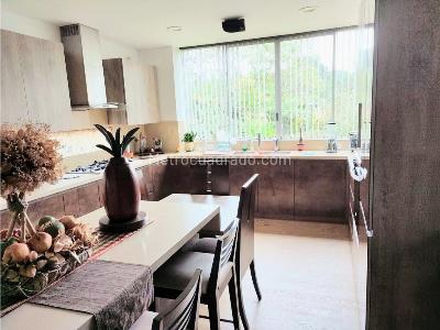 Casa de 3 alcobas en venta en Alto Palmas, Envigado, 1330 m² · foto 13 de 19