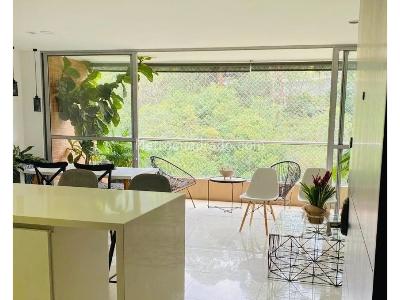 Apartamento de 2 alcobas en venta en Poblado La Calera, Medellín, 94 m² · foto 2 de 16