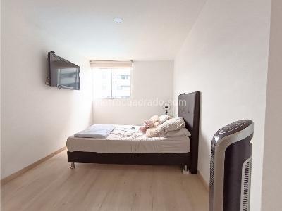 Apartaestudio en venta en Santa Fe Guayabal, Medellín, 41 m² · foto 11 de 13