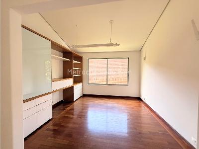Casa de 3 alcobas en venta en Poblado Cola Del Zorro, Medellín, 240 m² · foto 6 de 20