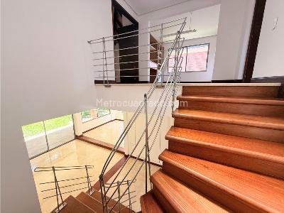 Casa de 3 alcobas en venta en Poblado Cola Del Zorro, Medellín, 240 m² · foto 14 de 20