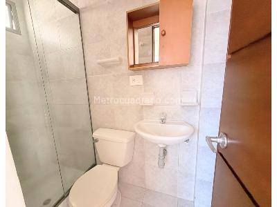 Casa de 3 alcobas en venta en Poblado Cola Del Zorro, Medellín, 240 m² · foto 18 de 20