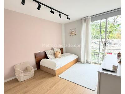 Apartamento de 3 alcobas en venta en San Lucas, Medellín, 144 m² · foto 5 de 14