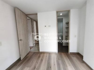 Apartamento de 3 alcobas en venta en Centro, Sabaneta, 65 m² · foto 6 de 20