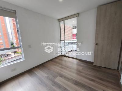 Apartamento de 3 alcobas en venta en Centro, Sabaneta, 65 m² · foto 9 de 20