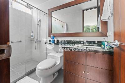 Casa de 4 alcobas en venta en San Lucas, Medellín, 452 m² · foto 4 de 20