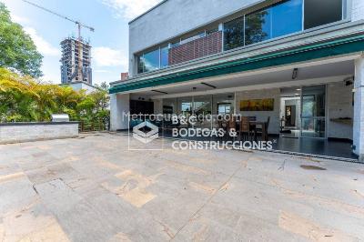 Casa de 4 alcobas en venta en San Lucas, Medellín, 452 m² · foto 5 de 20
