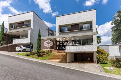 Casa de 4 alcobas en venta en San Lucas, Medellín, 452 m² · foto 6 de 20