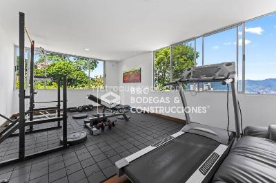 Casa de 4 alcobas en venta en San Lucas, Medellín, 452 m² · foto 7 de 20