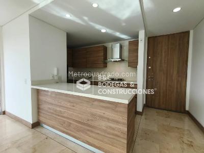 Apartamento de 3 alcobas en arriendo en Lalinde, Medellín, 125 m² · foto 3 de 16
