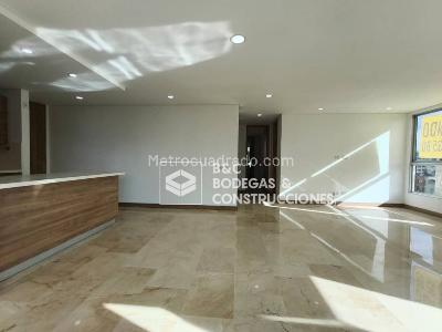 Apartamento de 3 alcobas en arriendo en Lalinde, Medellín, 125 m² · foto 4 de 16