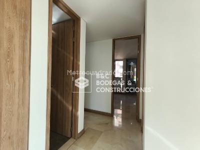Apartamento de 3 alcobas en arriendo en Lalinde, Medellín, 125 m² · foto 6 de 16