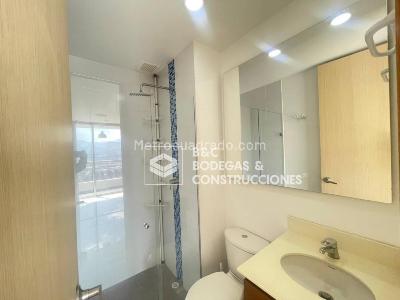 Apartamento de 3 alcobas en arriendo en Loma Del Indio, Medellín, 90 m² · foto 11 de 16