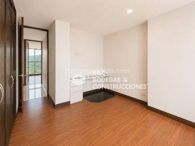 Apartamento de 2 alcobas en arriendo en Las Lomitas, Sabaneta, 108 m² · foto 14 de 20