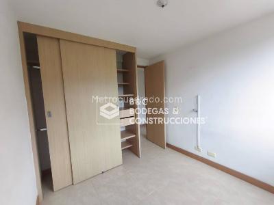 Apartamento de 3 alcobas en venta en San Remo, Sabaneta, 76 m² · foto 15 de 20