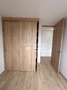 Apartamento en arriendo en Loma De San Jose, Sabaneta · foto 16 de 19