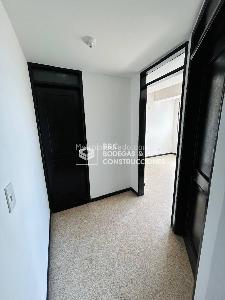Apartamento de 3 alcobas en arriendo en Laureles, Medellín, 110 m² · foto 15 de 20