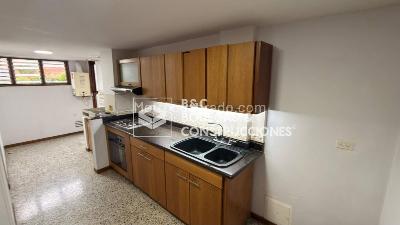 Apartamento de 4 alcobas en venta en Patio Bonito, Medellín, 135 m² · foto 2 de 20