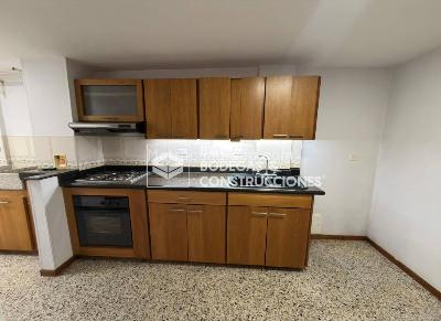 Apartamento de 4 alcobas en venta en Patio Bonito, Medellín, 135 m² · foto 3 de 20