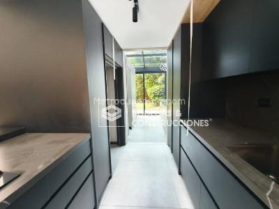 Casa de 4 alcobas en arriendo en Envigado, Envigado, 310 m² · foto 4 de 20