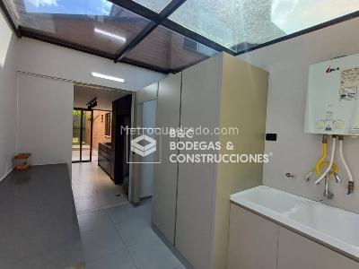 Casa de 4 alcobas en arriendo en Envigado, Envigado, 310 m² · foto 10 de 20