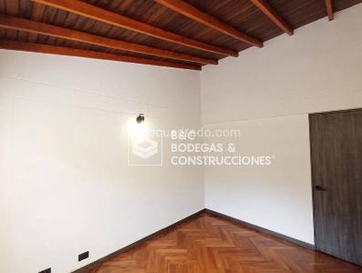 Casa de 4 alcobas en arriendo en Envigado, Envigado, 310 m² · foto 13 de 20