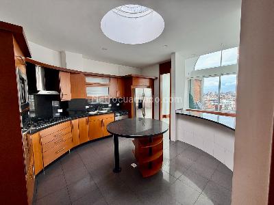 Apartamento en venta en Santa Barbara, Bogotá · foto 5 de 20