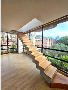 Apartamento de 2 alcobas en venta en Chico Reservado, Bogotá, 121 m² · foto 2 de 19