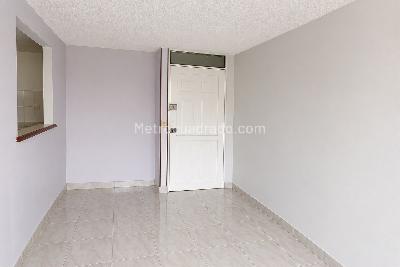 Apartamento de 3 alcobas en venta en Modelo Norte, Bogotá, 53 m² · foto 3 de 12