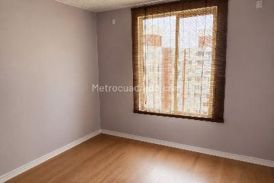 Apartamento de 3 alcobas en venta en Modelo Norte, Bogotá, 53 m² · foto 5 de 12