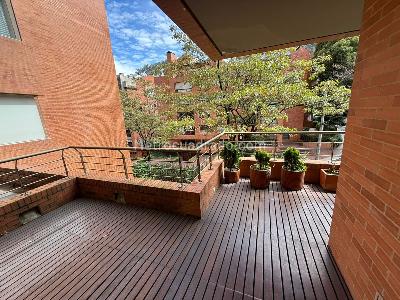 Apartamento en Venta, LOS ROSALES RESERVADO, Bogotá D.C.