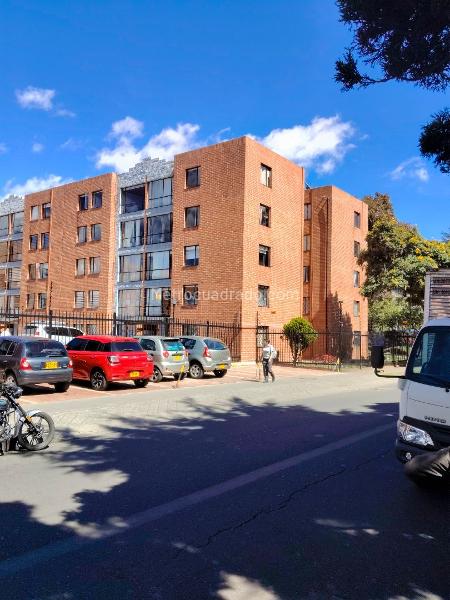 Piso – Bogotá D.C. - Vista 3