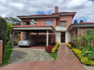 Casa de 5 alcobas en venta en Hacienda San Simon, Bogotá · foto 2 de 14