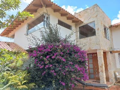 Casa de 4 alcobas en venta en Asturias, Chía · foto 3 de 20