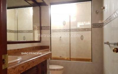 Casa de 4 alcobas en arriendo en Belmira Acacias, Bogotá · foto 18 de 20