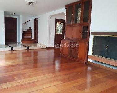 Casa de 4 alcobas en arriendo en Belmira Acacias, Bogotá · foto 4 de 20