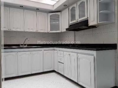 Casa de 4 alcobas en arriendo en Belmira Acacias, Bogotá · foto 7 de 20