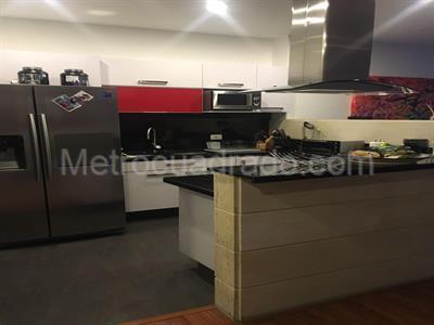 Apartamento de 2 alcobas en venta en Chico Reservado, Bogotá, 118 m² · foto 9 de 12