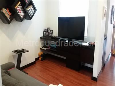 Apartamento de 2 alcobas en venta en Chico Reservado, Bogotá, 118 m² · foto 2 de 12