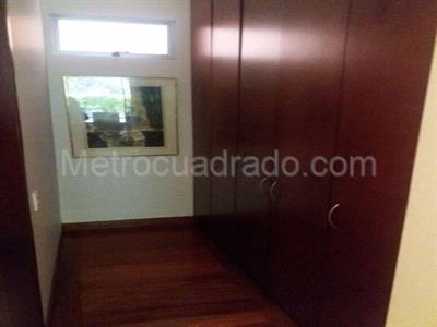 Apartamento de 1 alcoba en arriendo en Chico Reservado Chico, Bogotá, 88 m² · foto 6 de 9