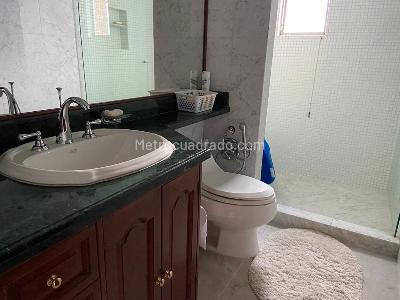 Apartamento de 3 alcobas en venta en Santa Barbara Alta, Bogotá, 438 m² · foto 15 de 15