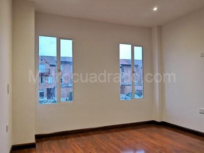 Casa de 4 alcobas en venta en Paseo De Los Buganviles, Chía, 240 m² · foto 14 de 20